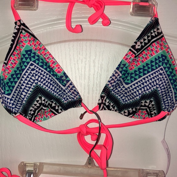 Brand New Gap bikini 👙 set - Picture 2 of 4